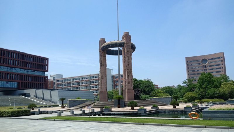 PCB电路板选型：揭秘如何选择合适的电路板
